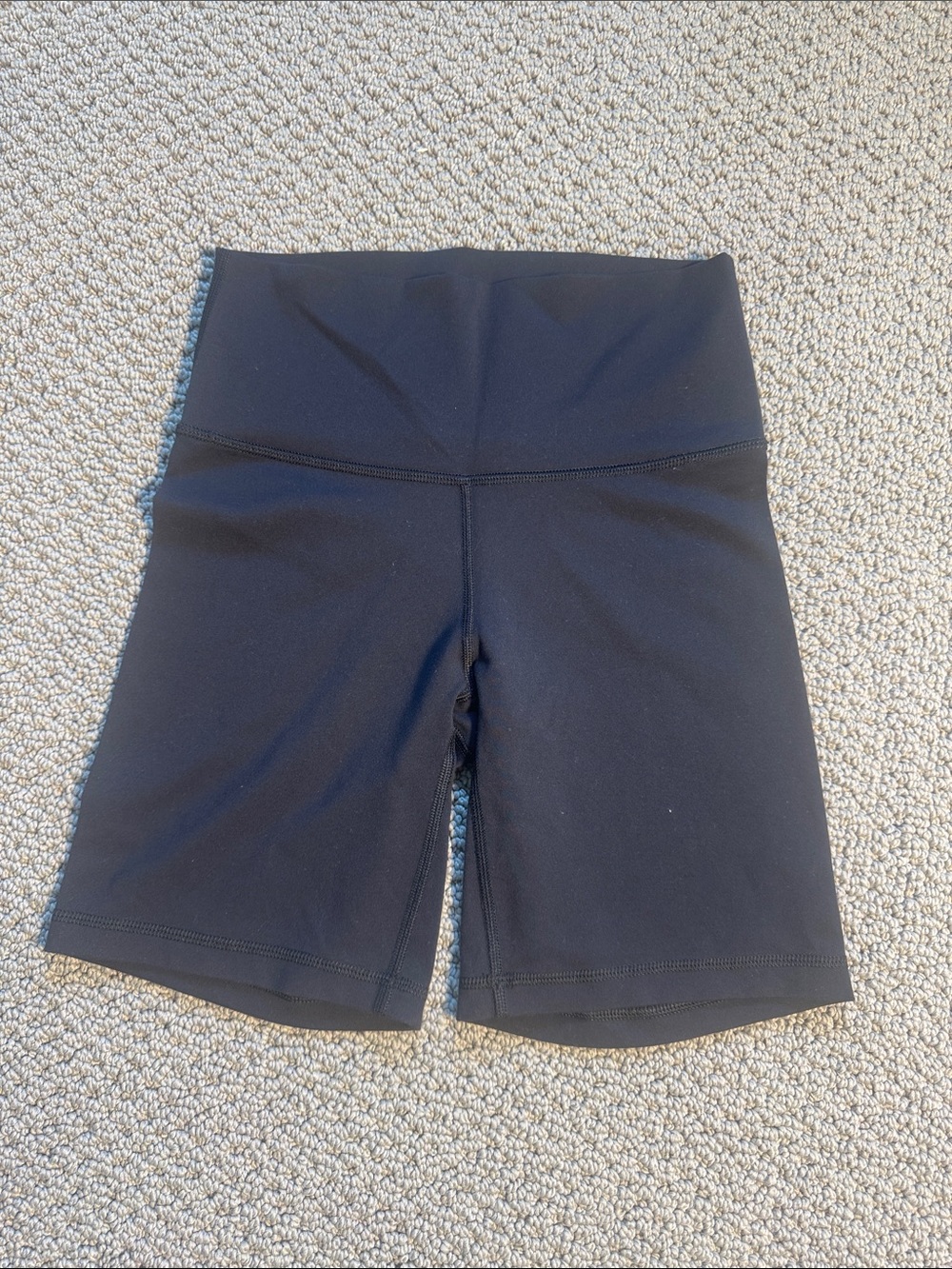 TNA Aritzia Black High-Waist Women’s Bike Shorts- Small